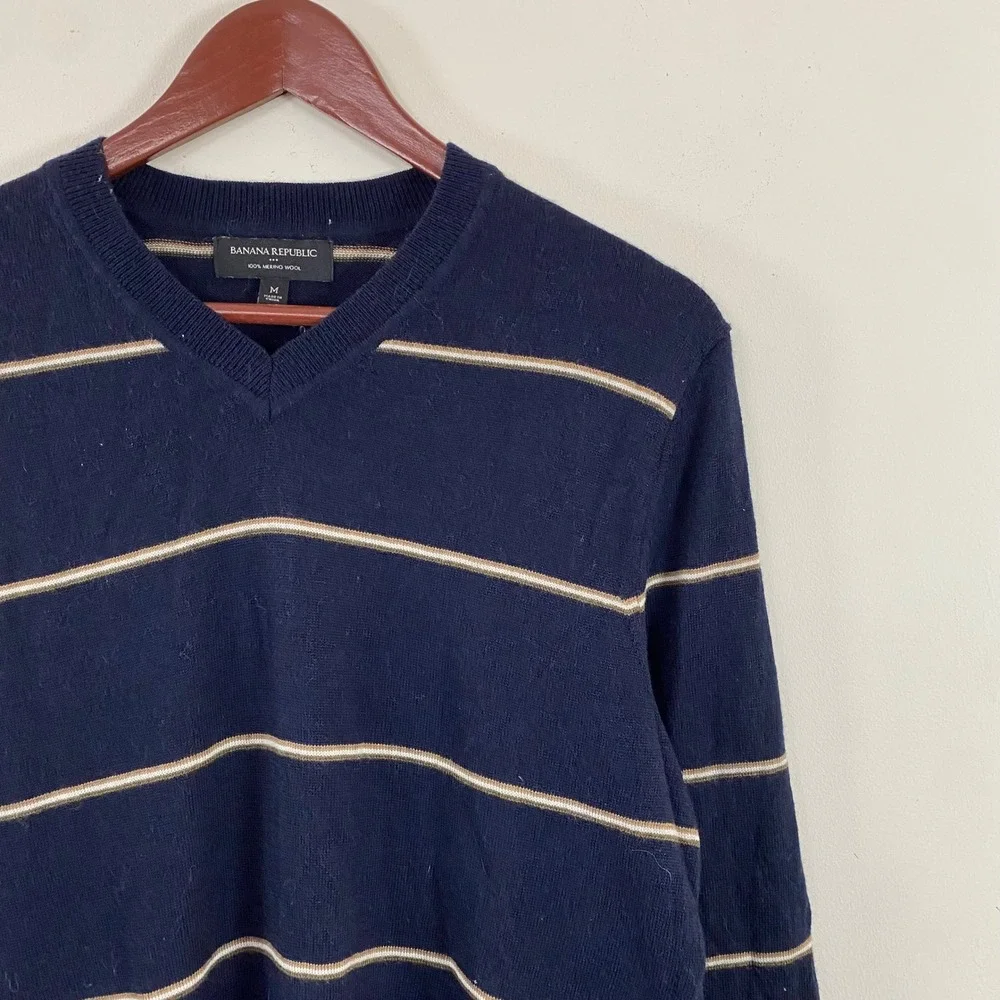 Banana‎ Republic Merino Wool Striped V-Neck Knit Sweater Navy Cream Mens Medium